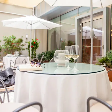 Szálloda Dei Fiori Restaurant - Meeting & 3*