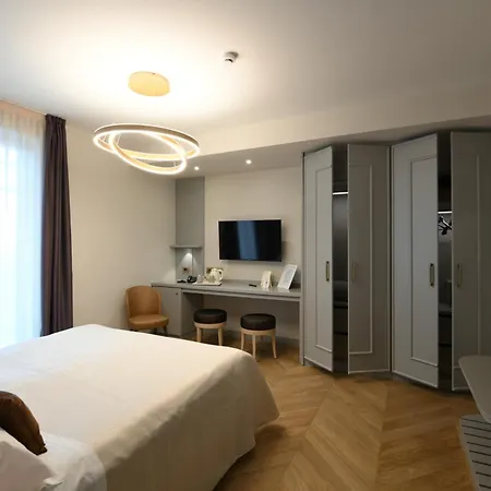 Dei Fiori Restaurant - Meeting & 3*