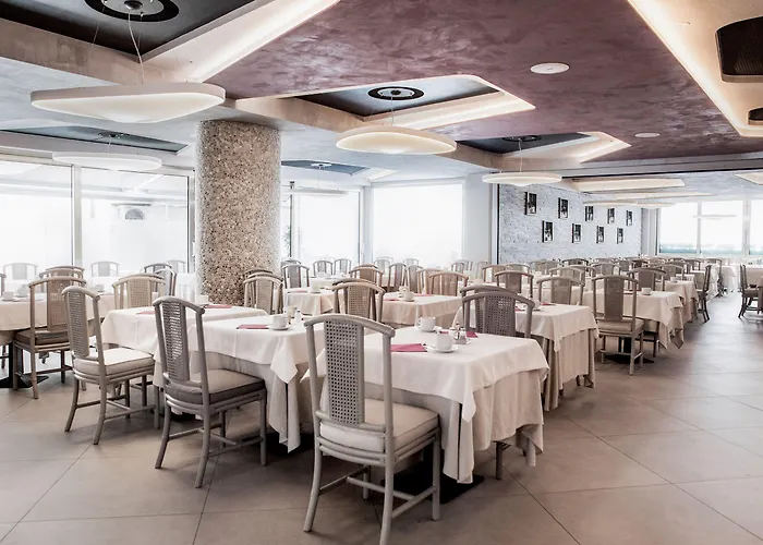 Dei Fiori Restaurant - Meeting & Ξενοδοχείο Αλάσιο