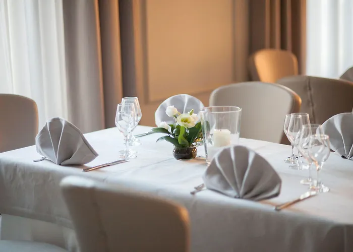 Dei Fiori Restaurant - Meeting & 3* Αλάσιο